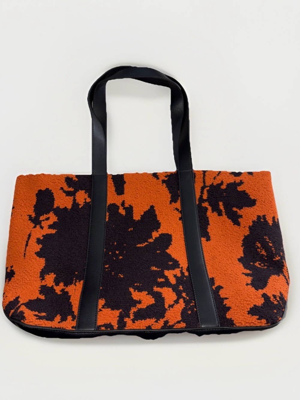 NWT VOILE BLANCHE Safari Mid size Winter Knit Purse in Douglas Orange- Black - Picture 2 of 13